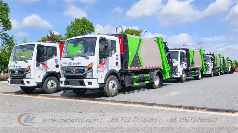 compactor garbage truck (2)